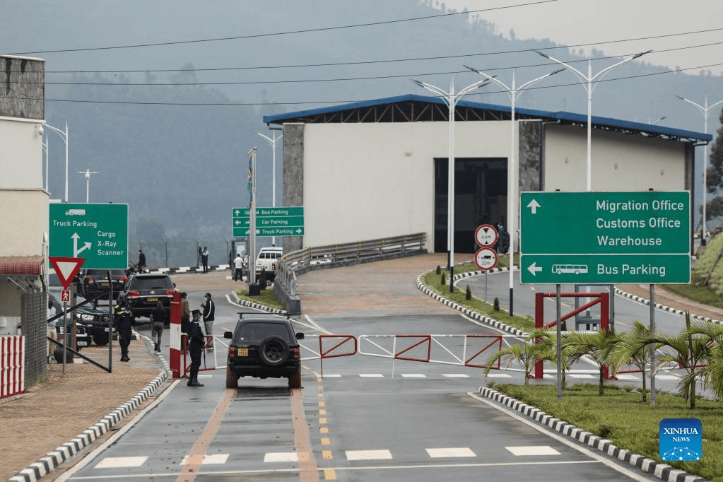 Uganda to Rwanda Cross-Border Car Rental Guide