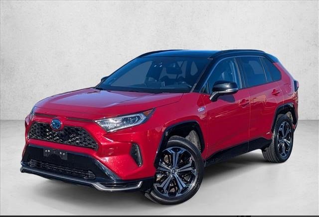 Hire a RAV 4 with Turiken Tours and Car Rental
